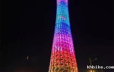 2017/12/07 全球财富论坛广州站——小蛮腰上演“千机变”