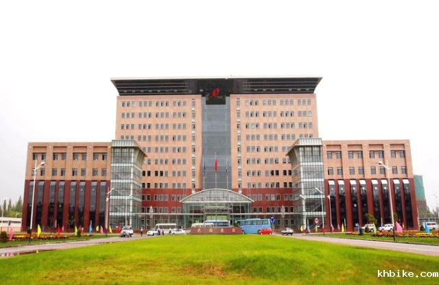 L . 内蒙古包头钢铁