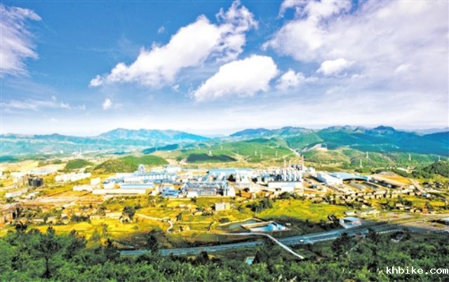 L . 重庆中国铝业