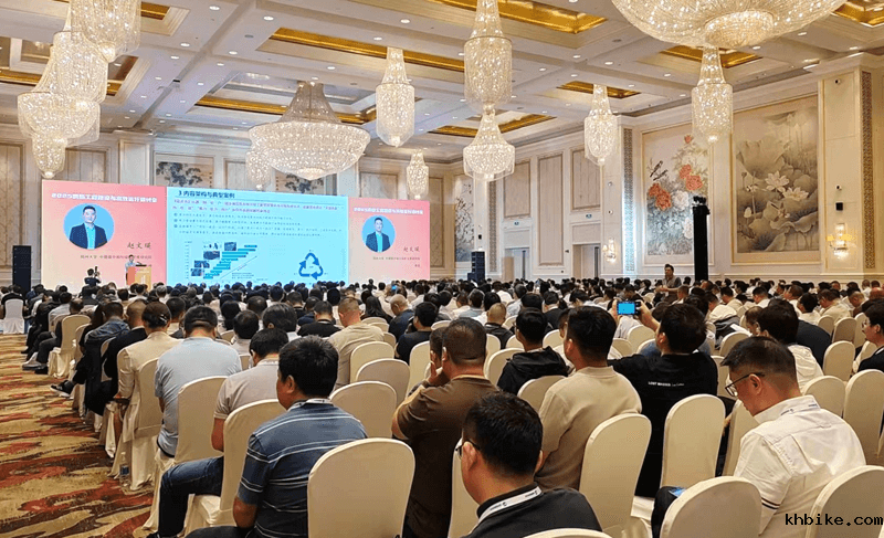 25/04/19 2025第十一届供热工程建设与高效运行探讨会在福州顺利召开